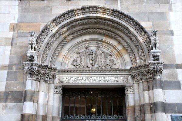 The New York Academy of Medicine