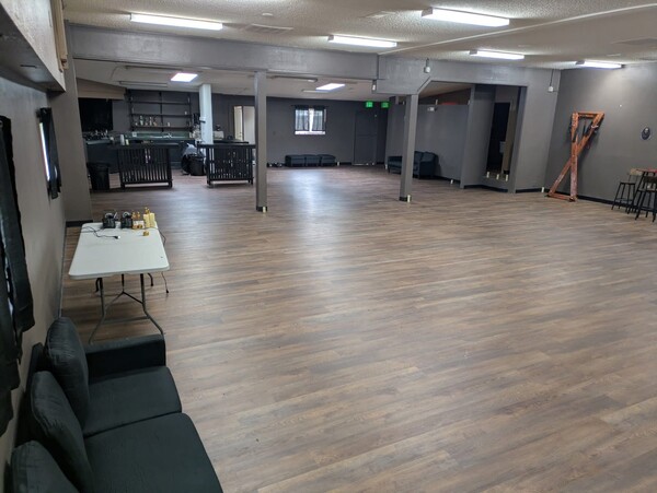 Pacific Ave., Studios