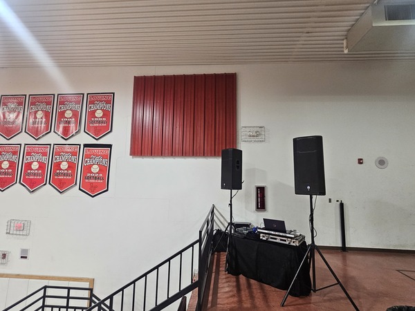 ORNELAS MOBILE Dj & ENTERTAINMENT SERVICES