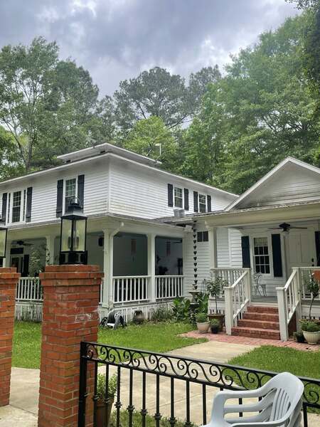 The Bird & Butterfly Inn