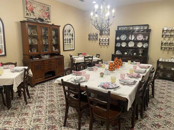 The Bird & Butterfly Inn