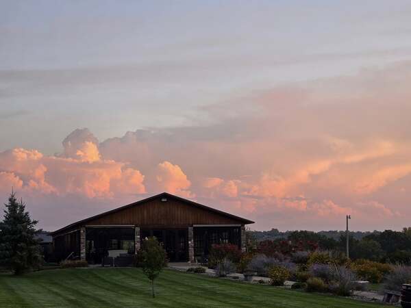 Ridgetop Banquet Facility - Prescott, WI - Wedding Venue