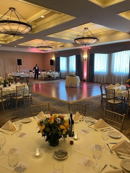 Carleton Of Oak Park