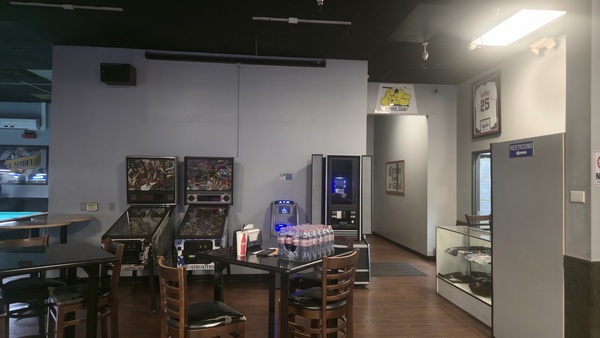 Shooters Sports Bar & Grill