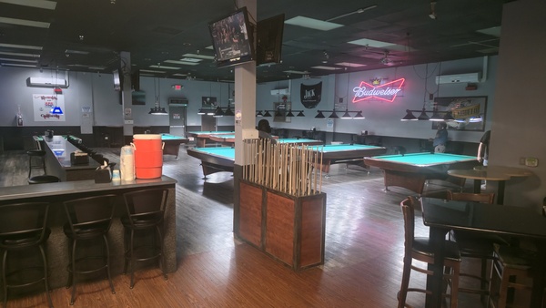 Shooters Sports Bar & Grill