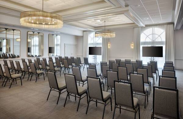 DoubleTree Suites by Hilton Hotel Lexington