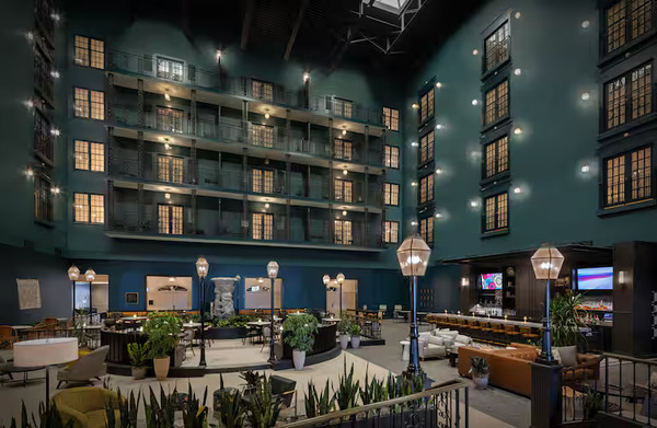 DoubleTree Suites by Hilton Hotel Lexington