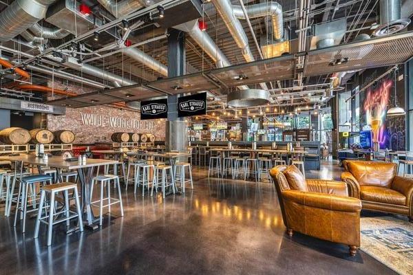 Karl Strauss Brewing Company - Downtown Los Angeles