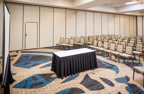 DoubleTree by Hilton Hotel Boston - Milford