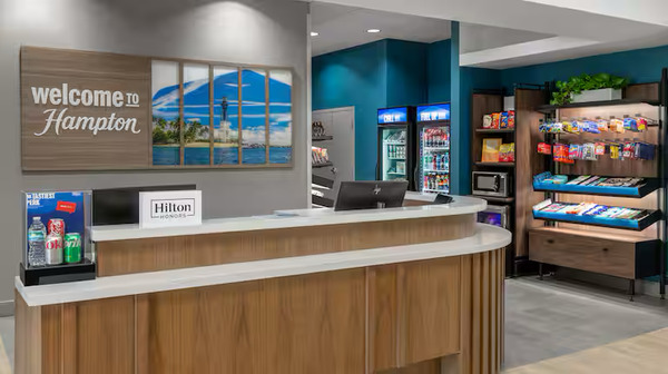Hampton Inn & Suites Coconut Creek
