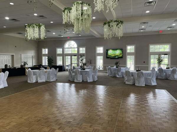 Cross Creek Country Club