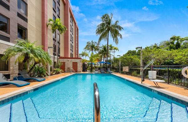 Hampton Inn Miami Airport West