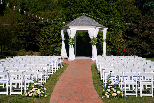 Alexander Homestead by Wedgewood Weddings