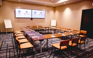 Broadway Meeting Room