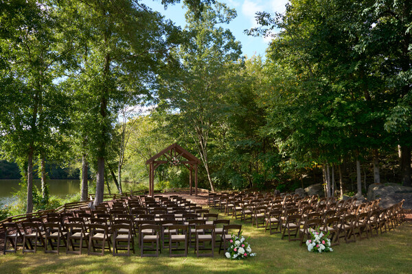Riverwood Manor by Wedgewood Weddings