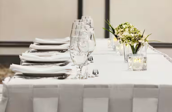 DoubleTree by Hilton Pointe-Claire Montreal Airport West