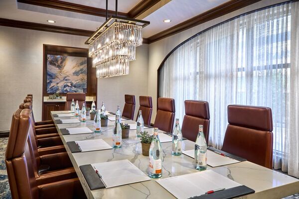 New Orleans Marriott Warehouse Arts District