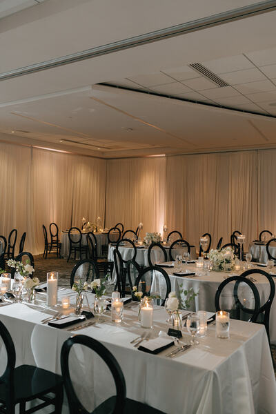 The ART Hotel Denver, Curio Collection by Hilton