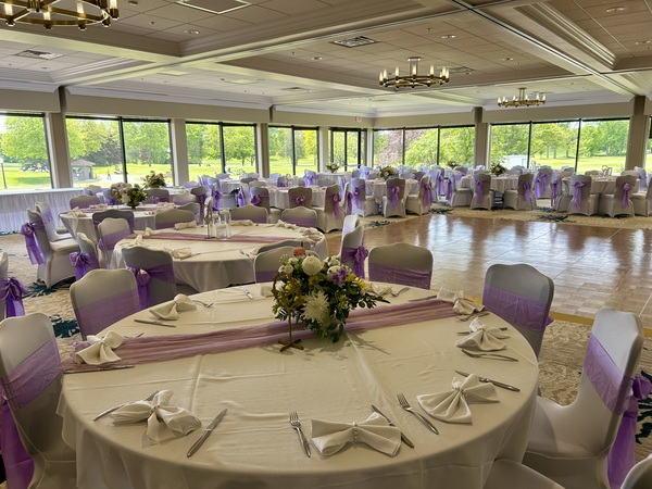 Travis Pointe Country Club