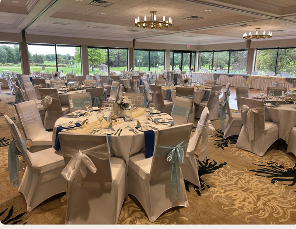 Travis Pointe Country Club