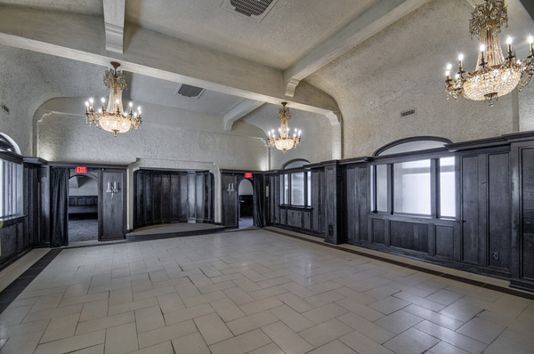 Centralia Square Grand Ballroom And Hotel