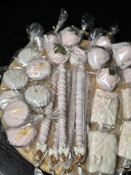 Luxe Bites Event Rental