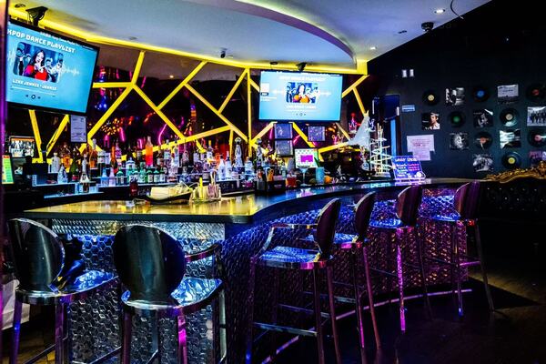 Zero Degrees Karaoke Bar