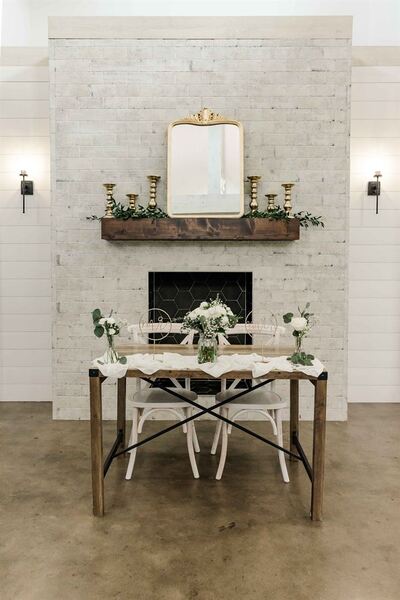 Sunset Oaks Wedding & Event Venue