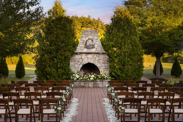 Groveland Fairways by Wedgewood Weddings