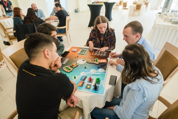 smallWORLD team building Espana