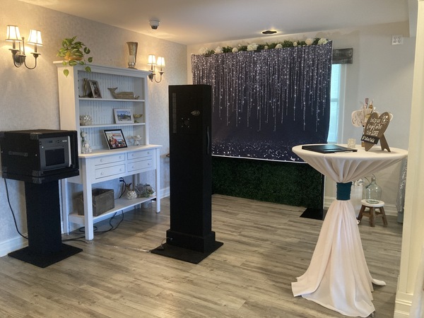 PhotoBooths by Brett Brisbois Events