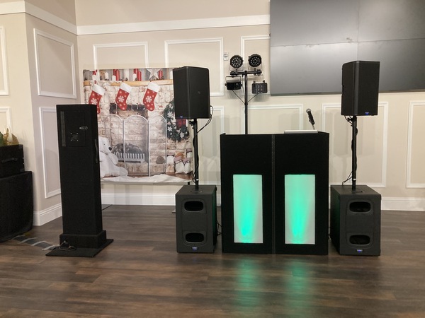 PhotoBooths by Brett Brisbois Events