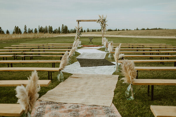 The Farmhouse on Green Bluff