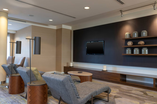 The Courtyard Marriott Milwaukee Airport