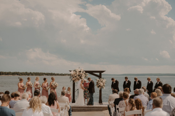 The Shores at Woodland Resort