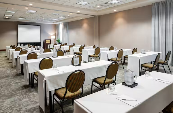 Hilton Garden Inn Chicago OHare Airport