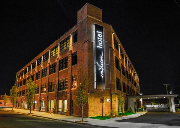 enVision Hotel Boston-Everett