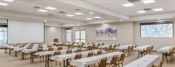 Best Western Plus - Crossroads Inn & Suites