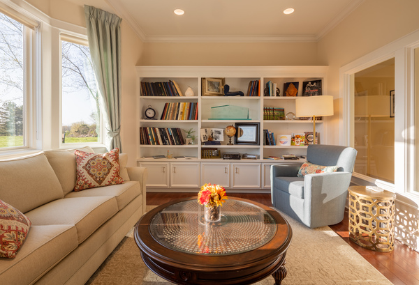 Lobozzo Alumni House