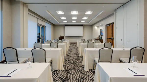 Hyatt Place Kent Narrows Hotel and Marina