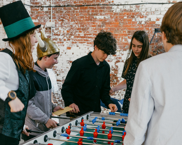 19 Main- Social Studio