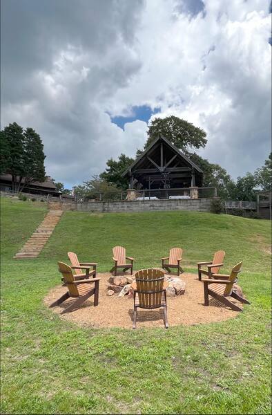 Mountain Top Inn & Resort