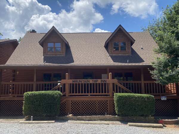 Mountain Top Inn & Resort