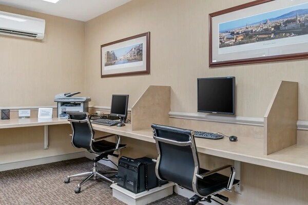 Comfort Inn Plainwell