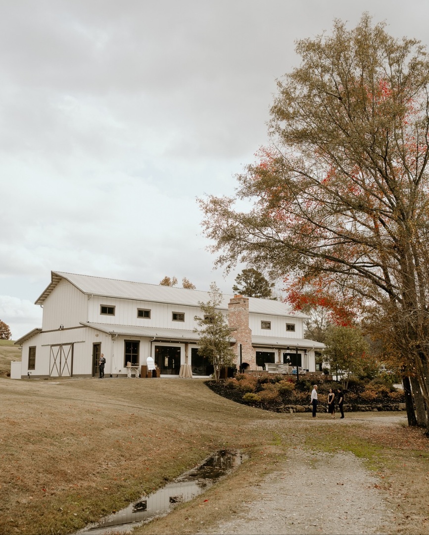 Southern Wind Ranch South Wind Ranch - Travelers Rest, SC - Party Venue