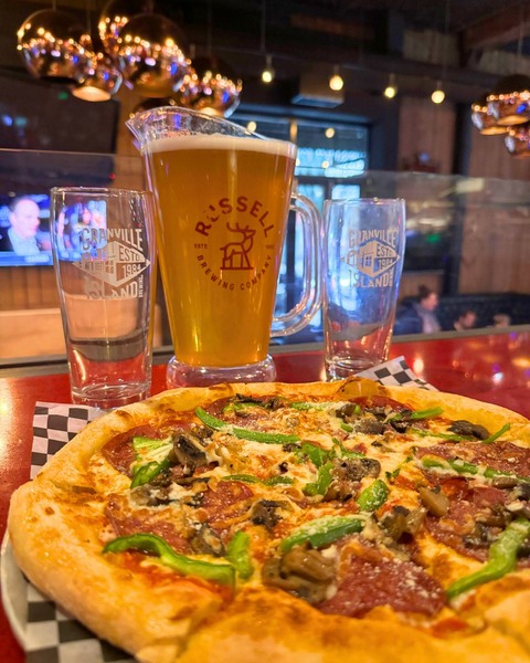 Red Card Sports Bar & Eatery