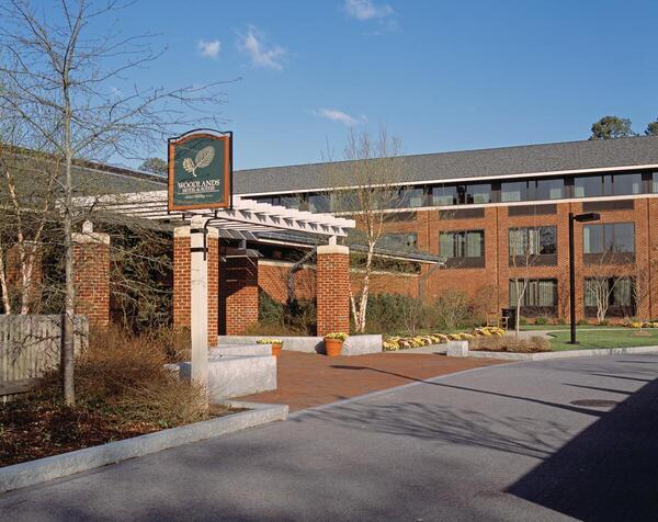 Woodlands Hotel & Suites