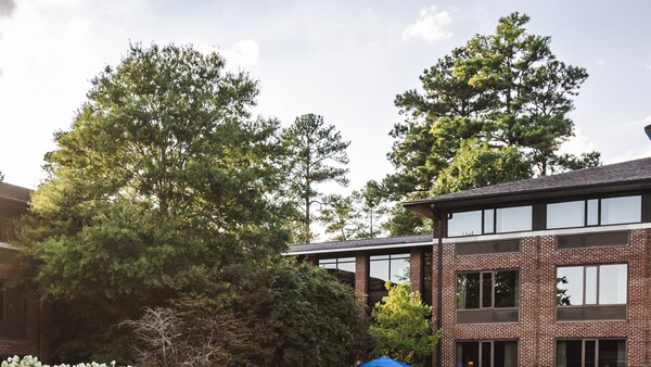 Woodlands Hotel & Suites