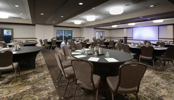 Holiday Inn Nashville-Vanderbilt (Dwtn)