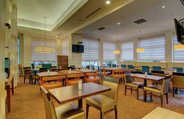 Hilton Garden Inn Norwalk